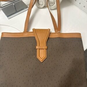 Elegant Brown and Tan Women's Tote Bag